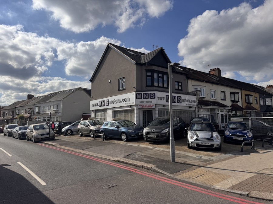 Images for Eastern Avenue, Newbury Park EAID: BID:cwc