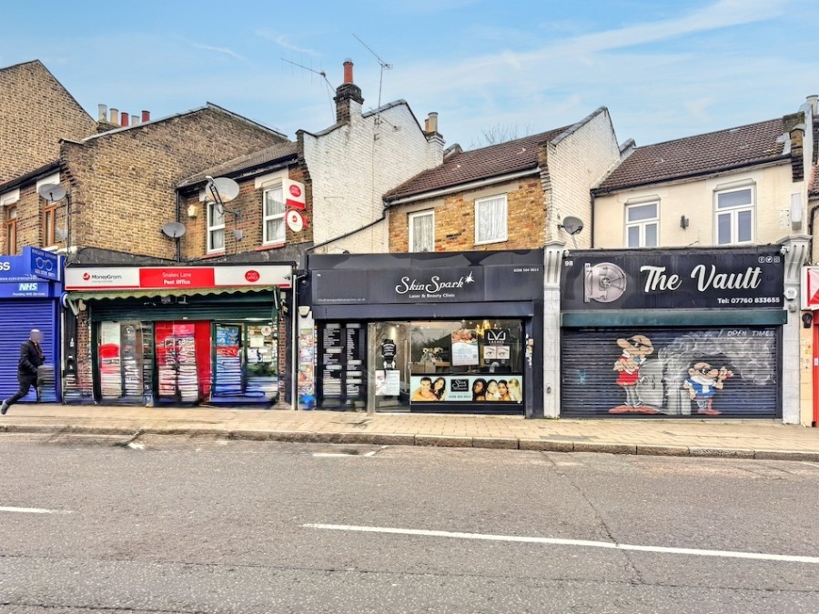 Images for Snakes Lane East, Woodford Green EAID: BID:cwc